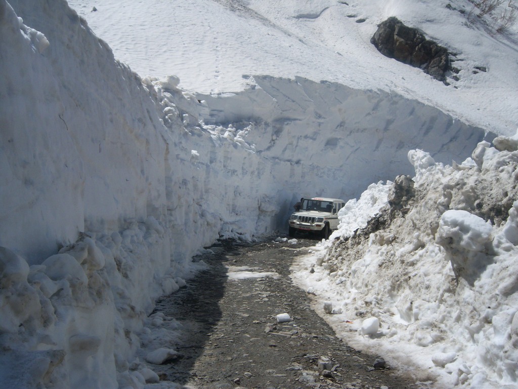 Manali-Rohtang Pass Tour