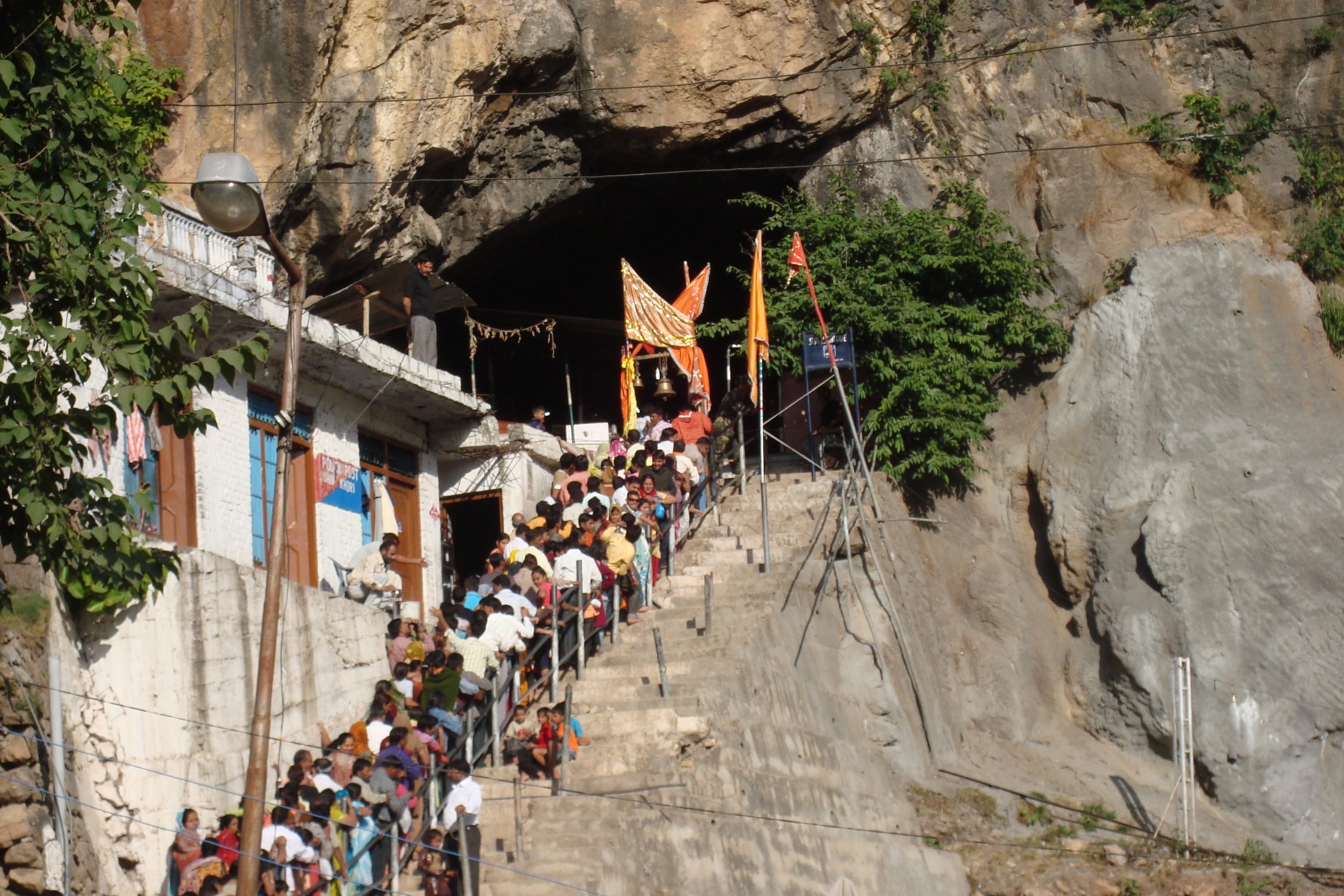 4 Nights 5 Days - Mata Vaishno with Shiv Khori & Patnitop Tour Package