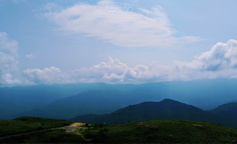 Ponmudi Hill Station Tour Packages
