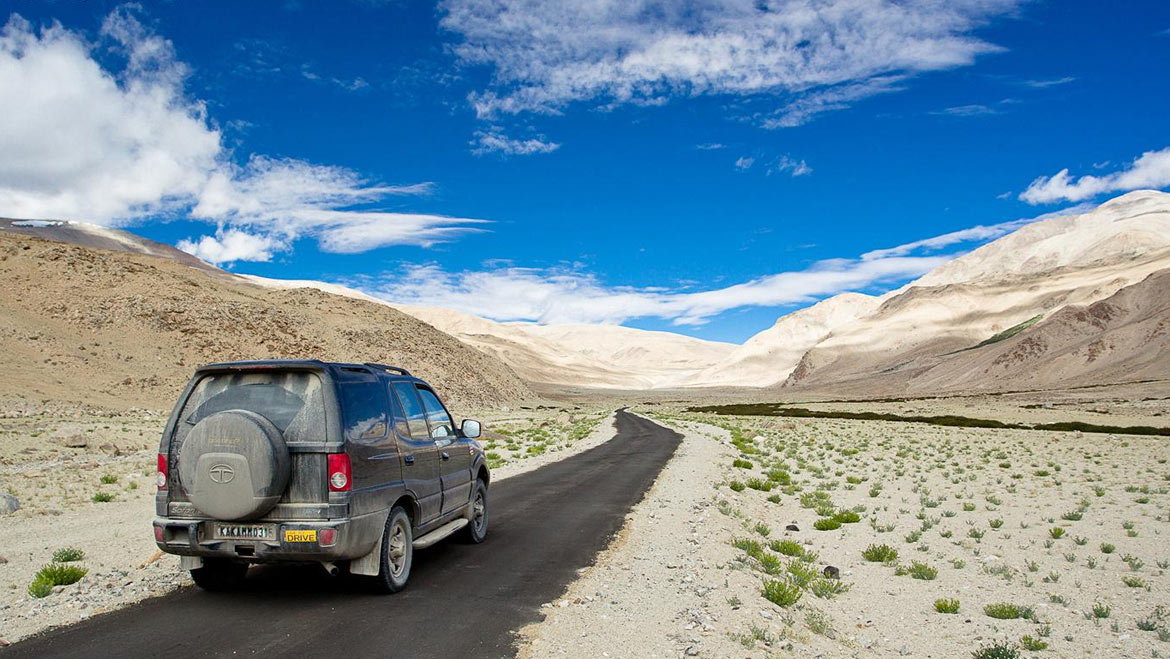 Leh Ladakh Tour By Car